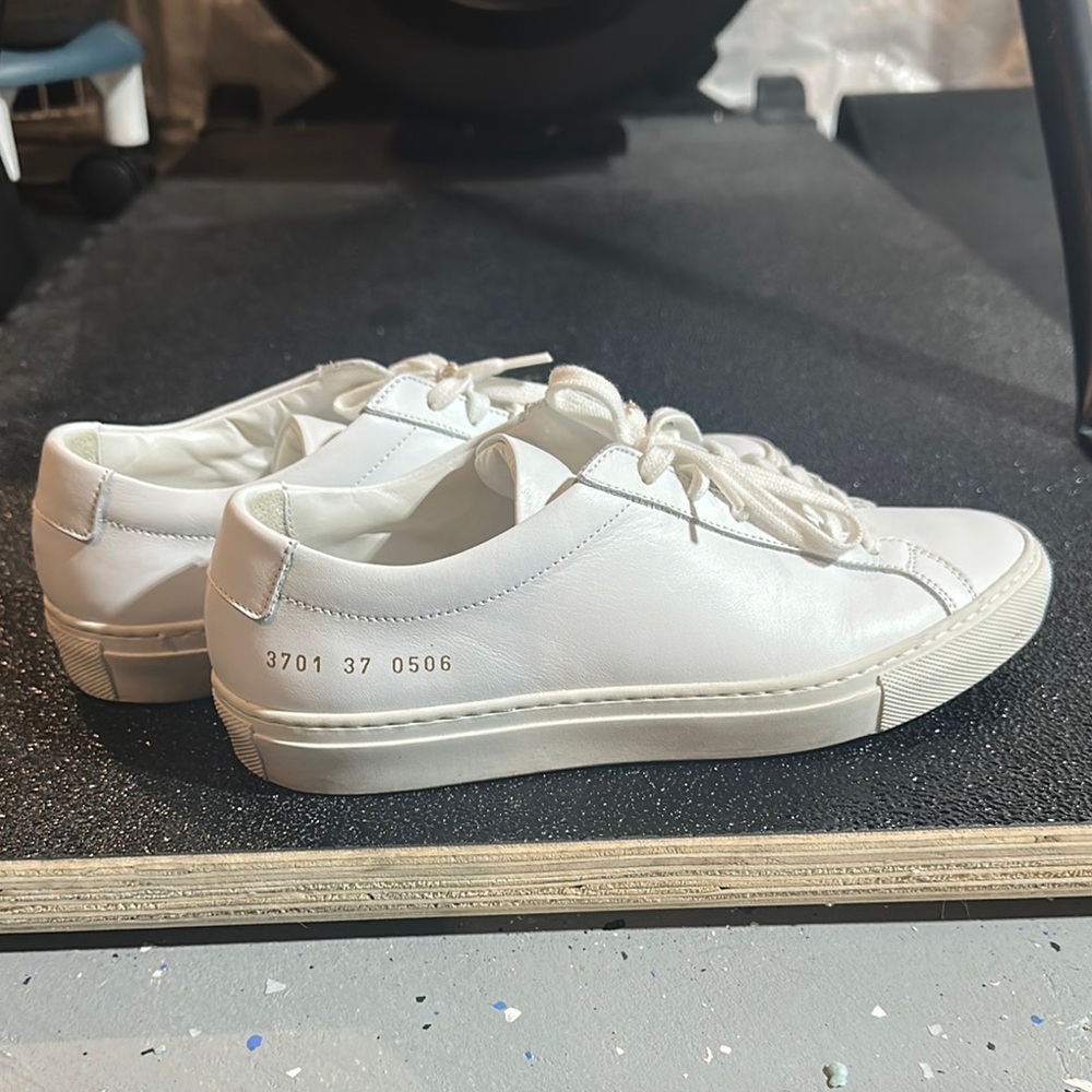 Common Projects White Sneakers Minimalist Design